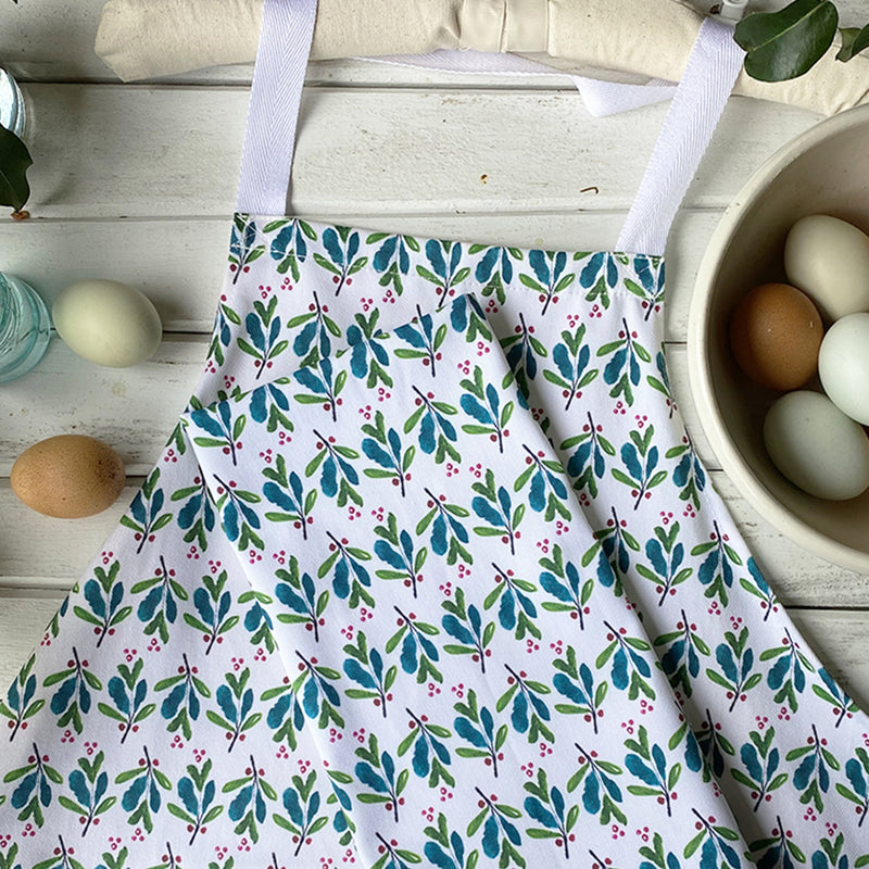 Leaves and Berries Apron - tiny farmhouse by Amy McCoy